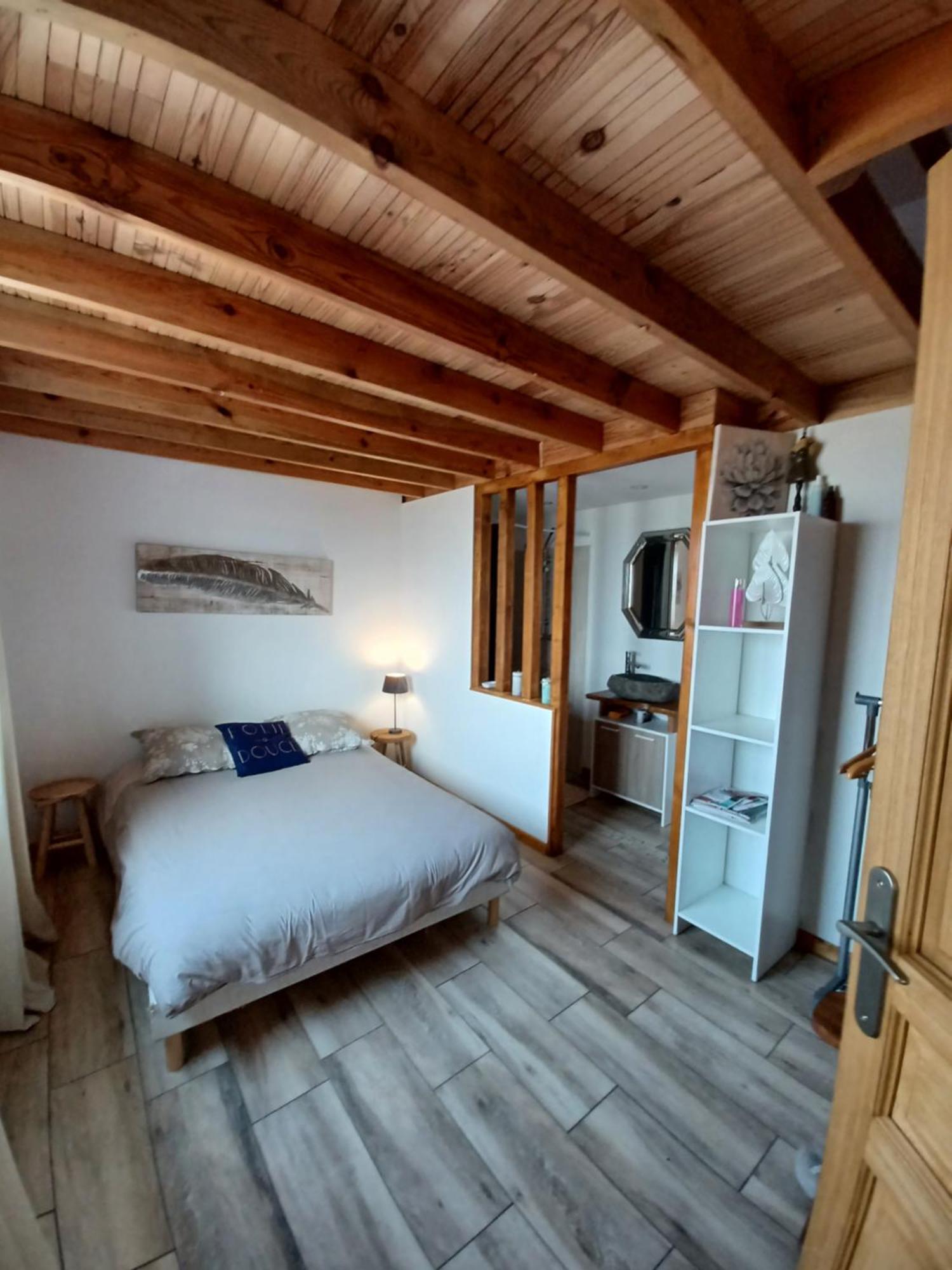 Joli Maisonnette